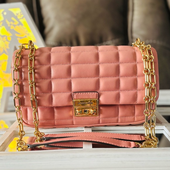 🆕 MICHAEL KORS Tribeca Large Quilted Leather Shoulder Bag In Sunset Rose… - Picture 1 of 10